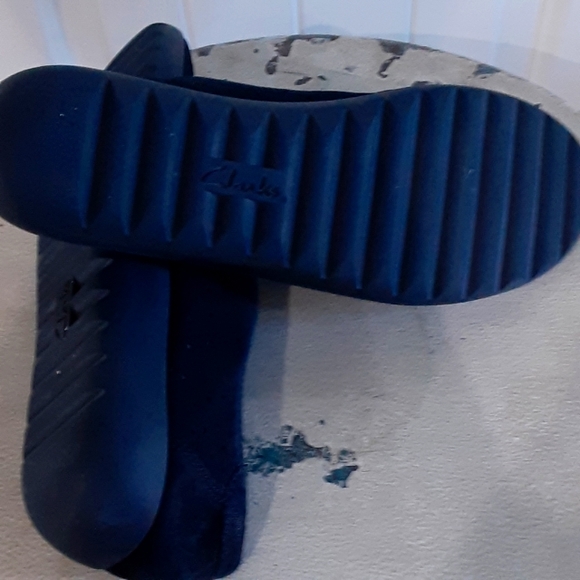 CLARK'S Collection, Soft Cushion,  Blk, Perforated Round Toe Size 10 Shoe - Picture 6 of 10